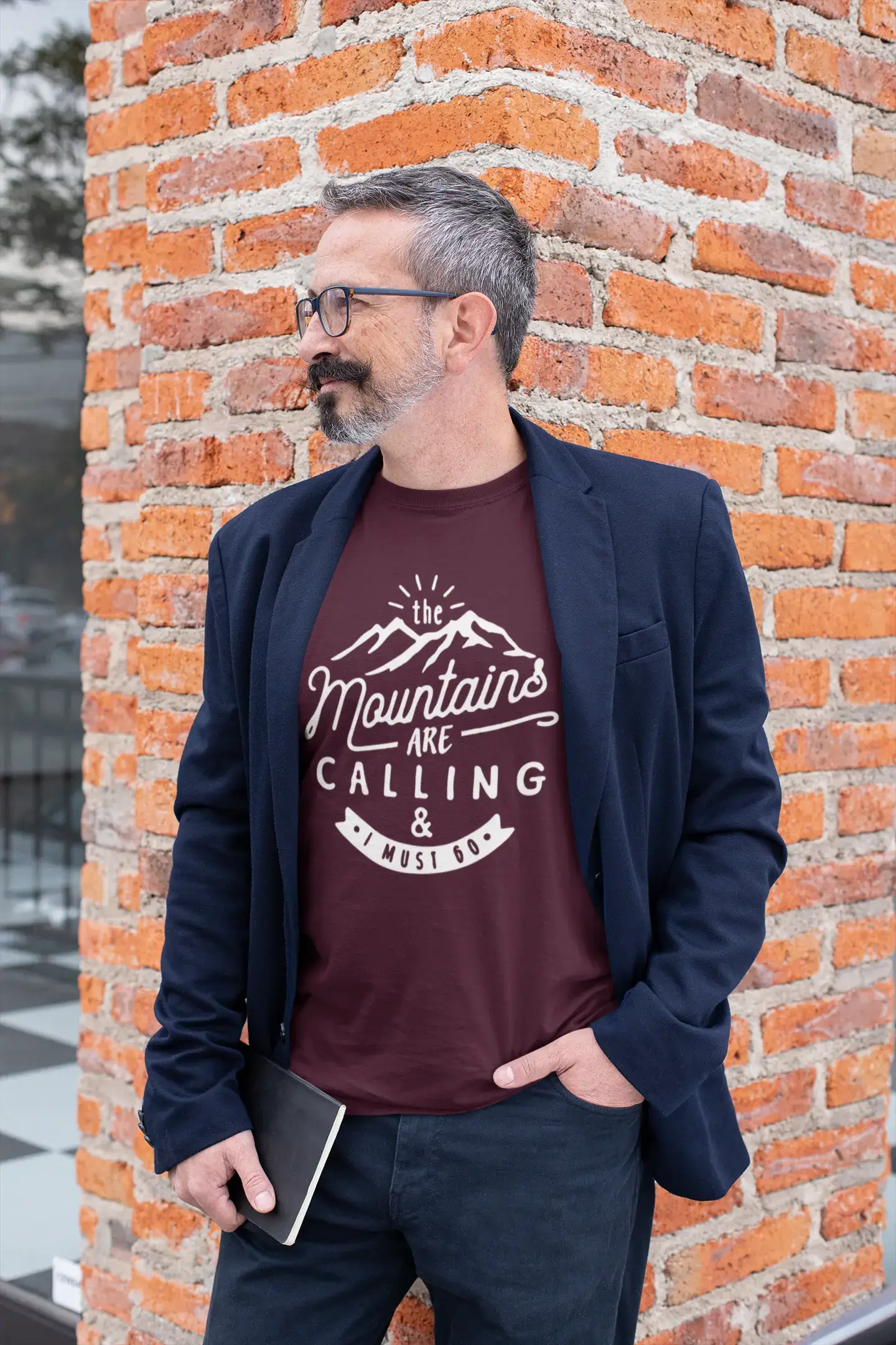 ULTRABASIC - Graphic Printed Men's The Mountains Are Calling And I Must Go Hiking Tee Deep Black