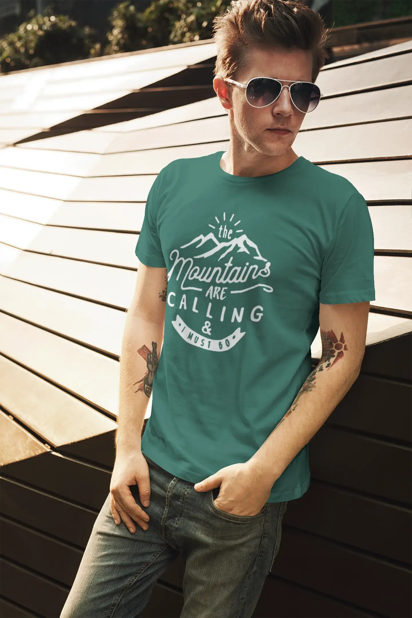 ULTRABASIC - Graphic Printed Men's The Mountains Are Calling And I Must Go Hiking Tee Mouse Grey