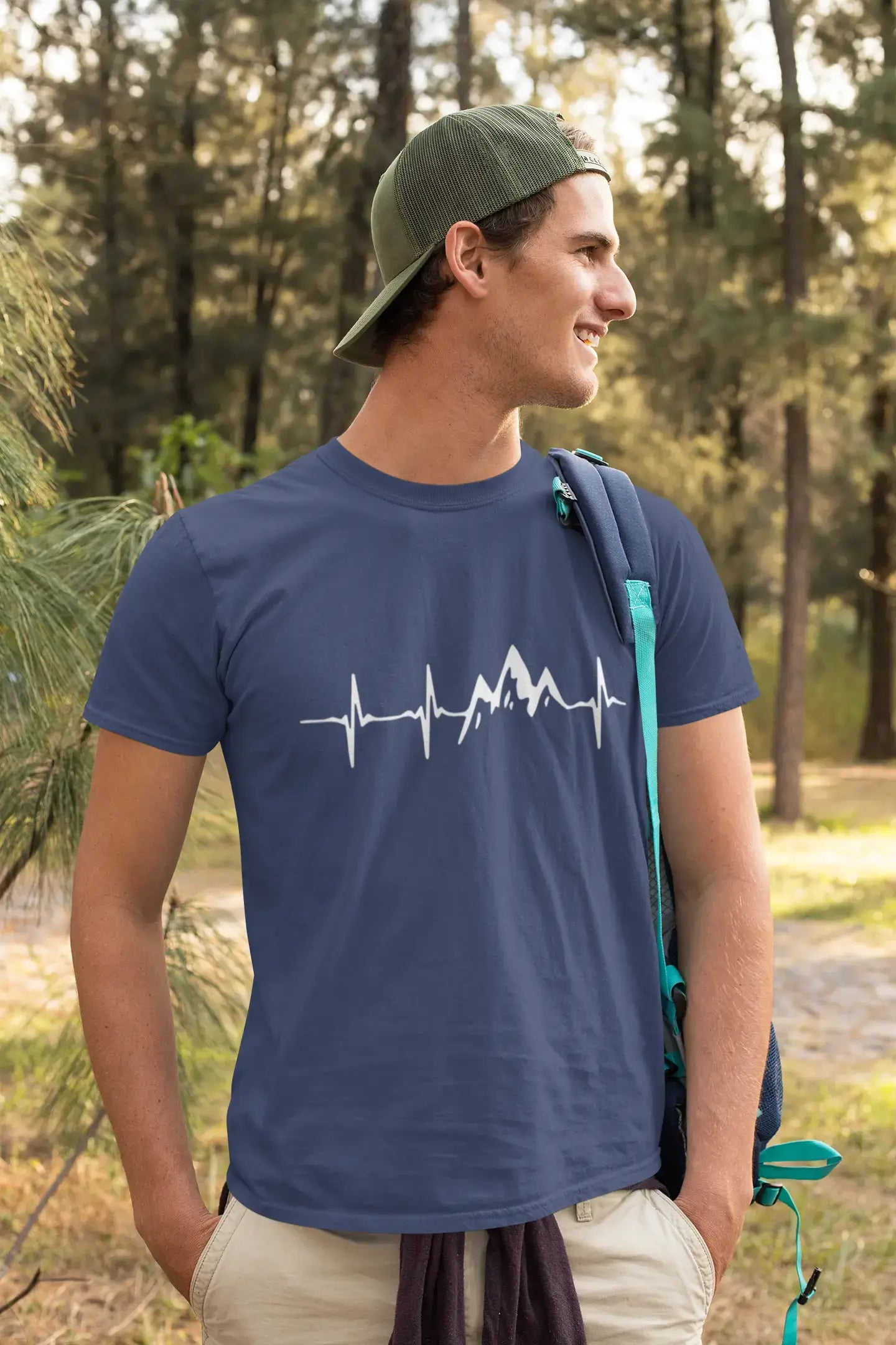 ULTRABASIC - Graphic Printed Men's Mountain Heartbeat T-Shirt French Navy