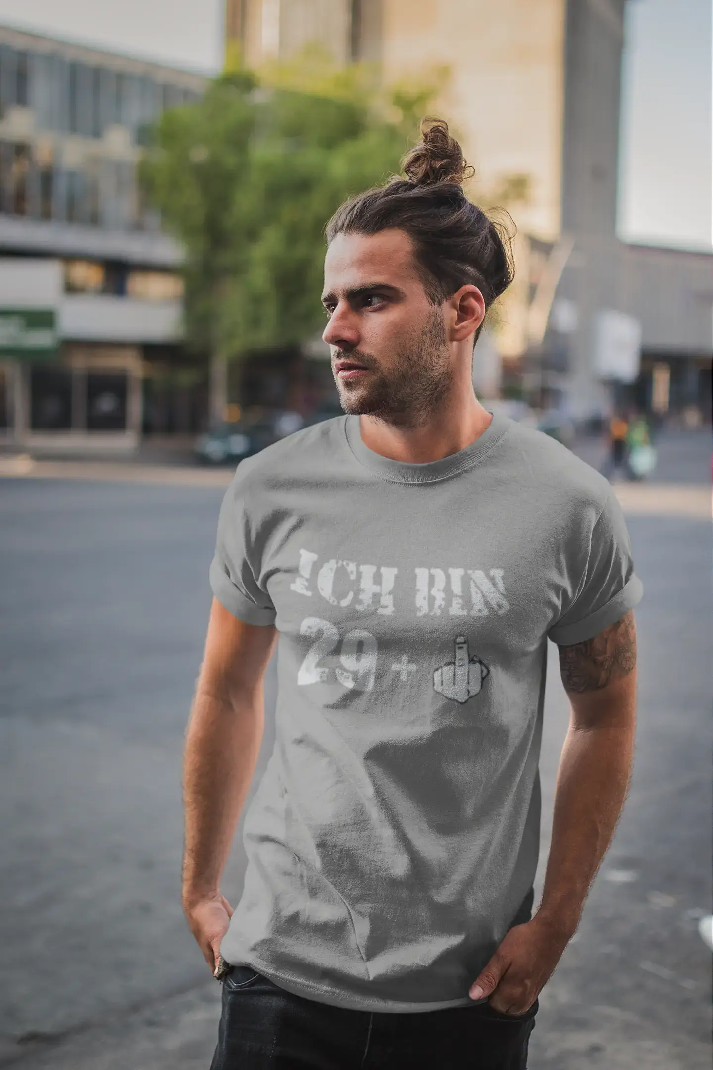 Men's Graphic T-Shirt Ich bin 29 plus Mittelfinger Gift Idea