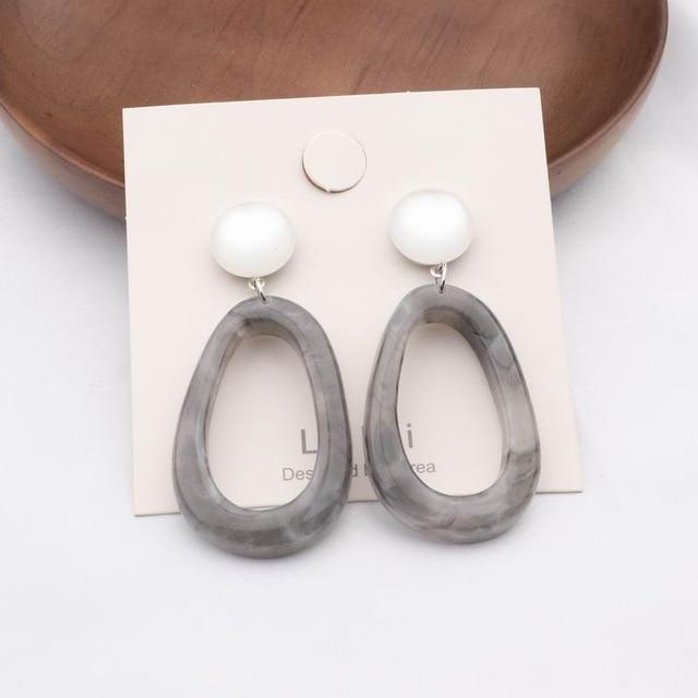 MENGJIQIAO 2019 New Irregular Geometric Round Grey Acrylic Statement Long Drop Earrings Acetic Acid Resin Earrings for Women