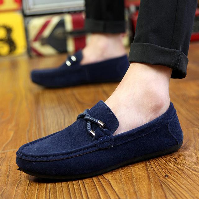 UPUPER Spring Summer NEW Men's Loafers Comfortable Flat Casual Shoes Men Breathable Slip-On Soft Leather Driving Shoes Moccasins