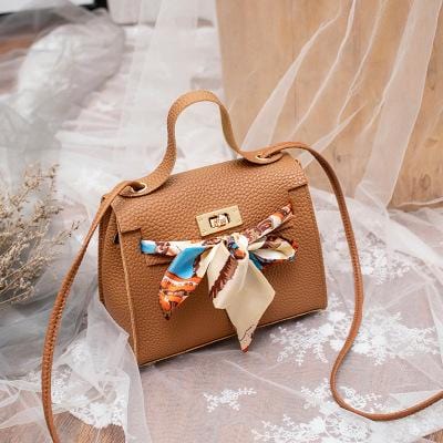 Brand Women's Handbags 2020 New Solid Color Lychee Pattern Scarf Pouch Shoulder Messenger Bag Mini ladies lock Hand bag sac