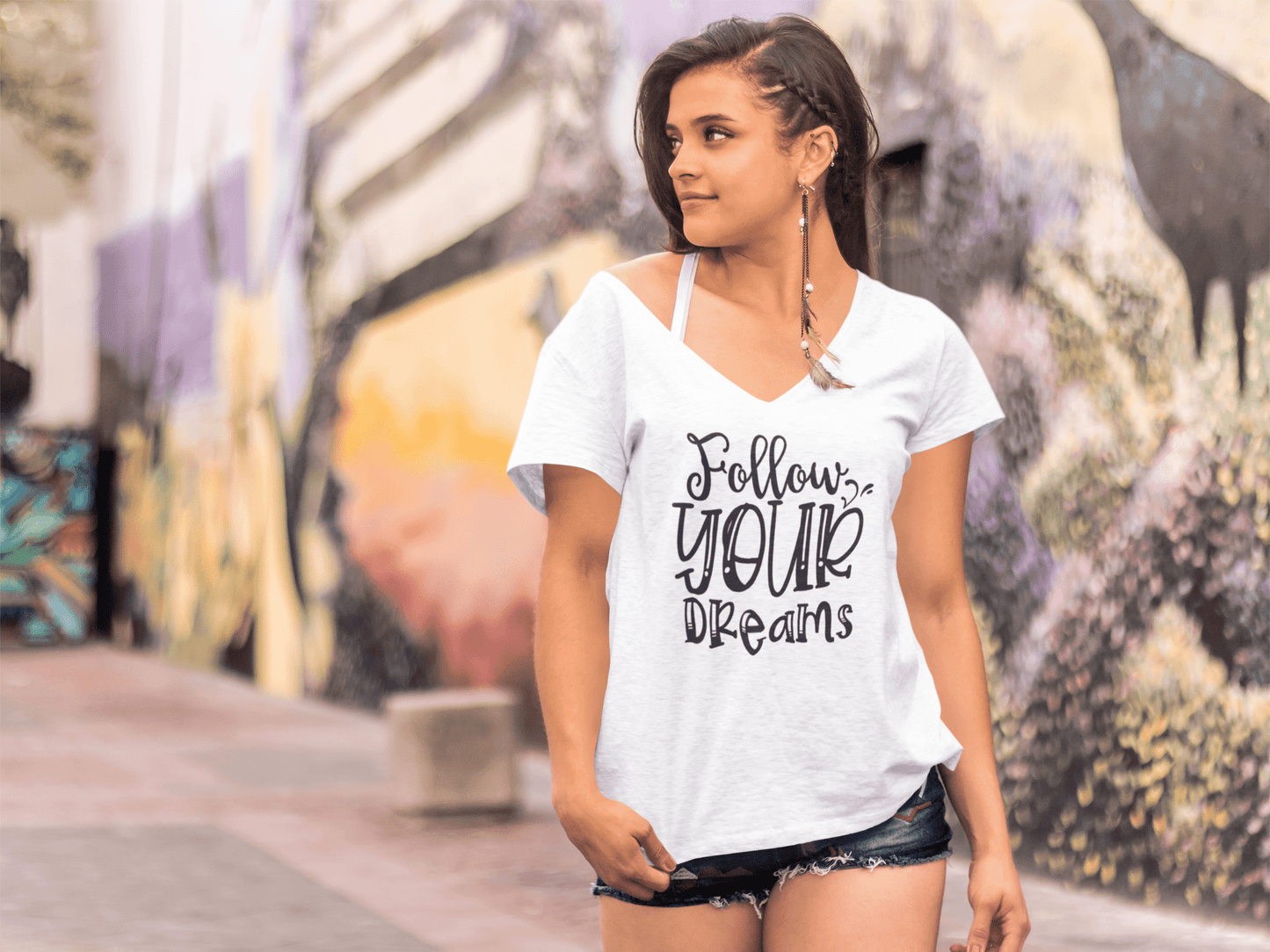 ULTRABASIC Women's T-Shirt Follow Your Dreams - Short Sleeve Tee Shirt Tops